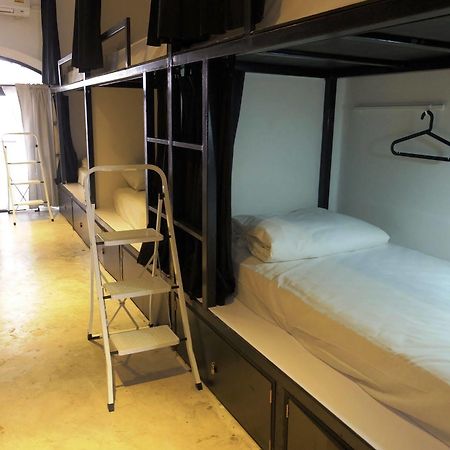 Seek Sleep Hostel 방콕 외부 사진