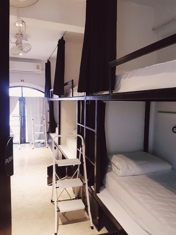 Seek Sleep Hostel 방콕 외부 사진