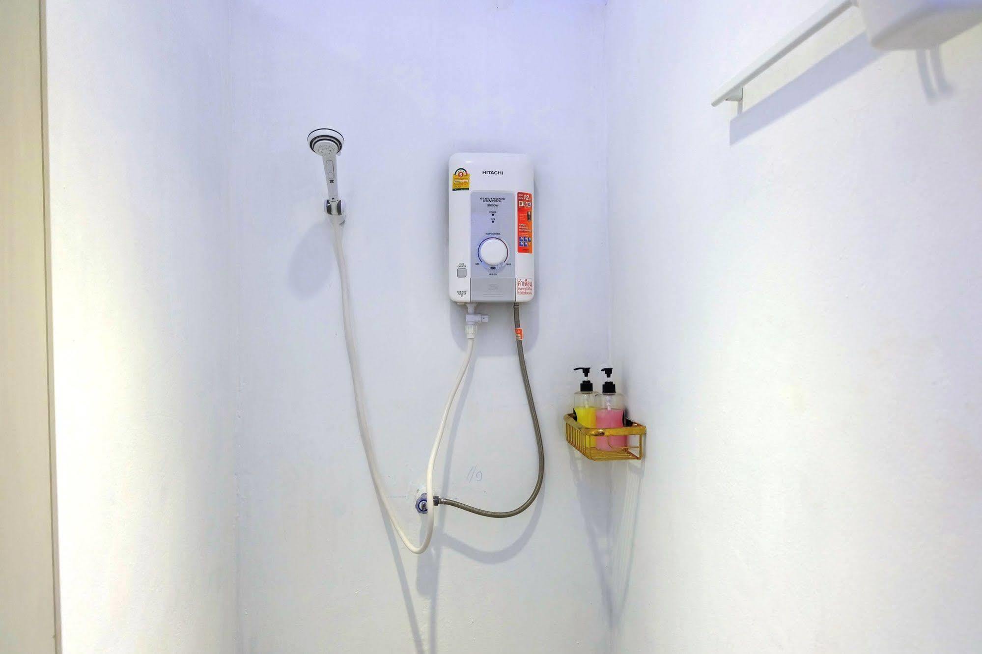 Seek Sleep Hostel 방콕 외부 사진