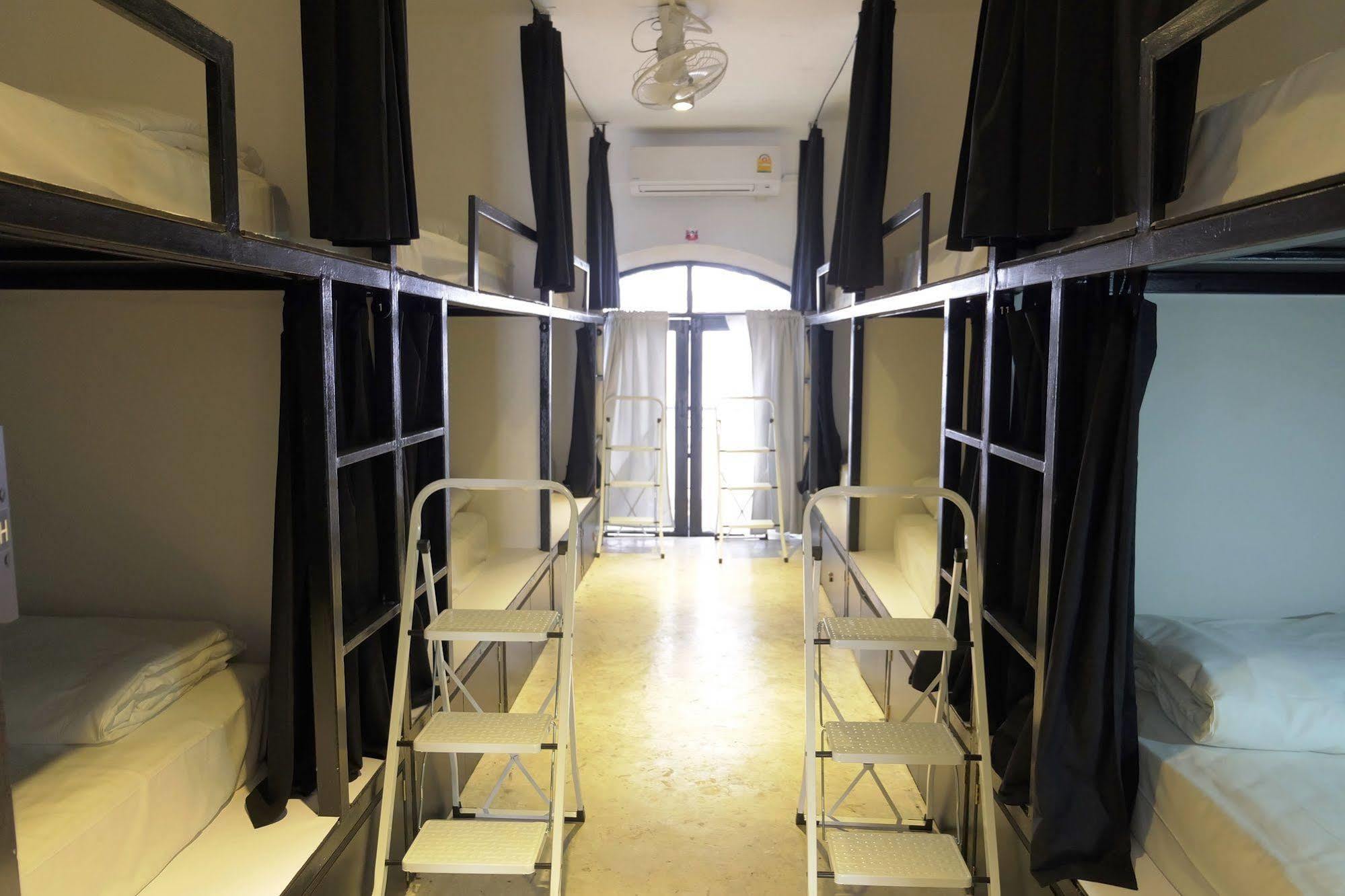 Seek Sleep Hostel 방콕 외부 사진