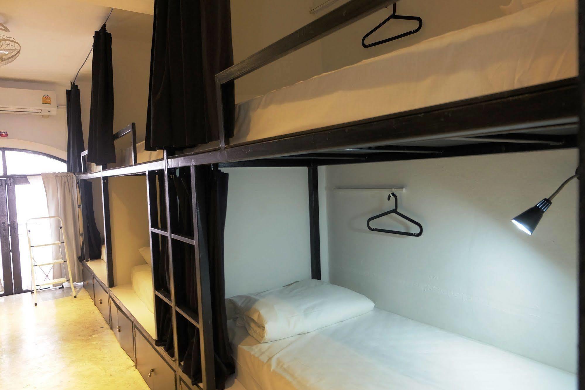 Seek Sleep Hostel 방콕 외부 사진