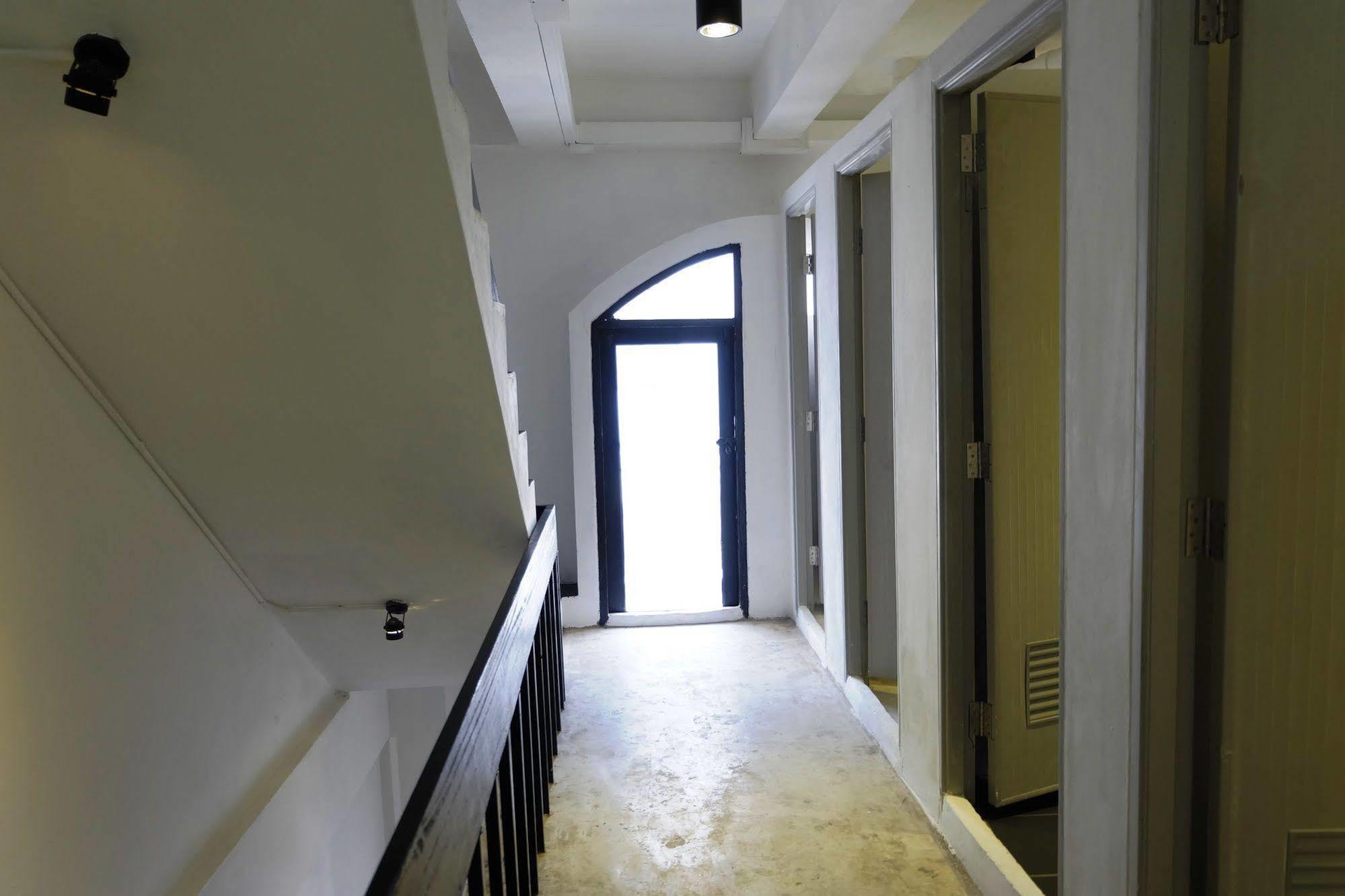 Seek Sleep Hostel 방콕 외부 사진